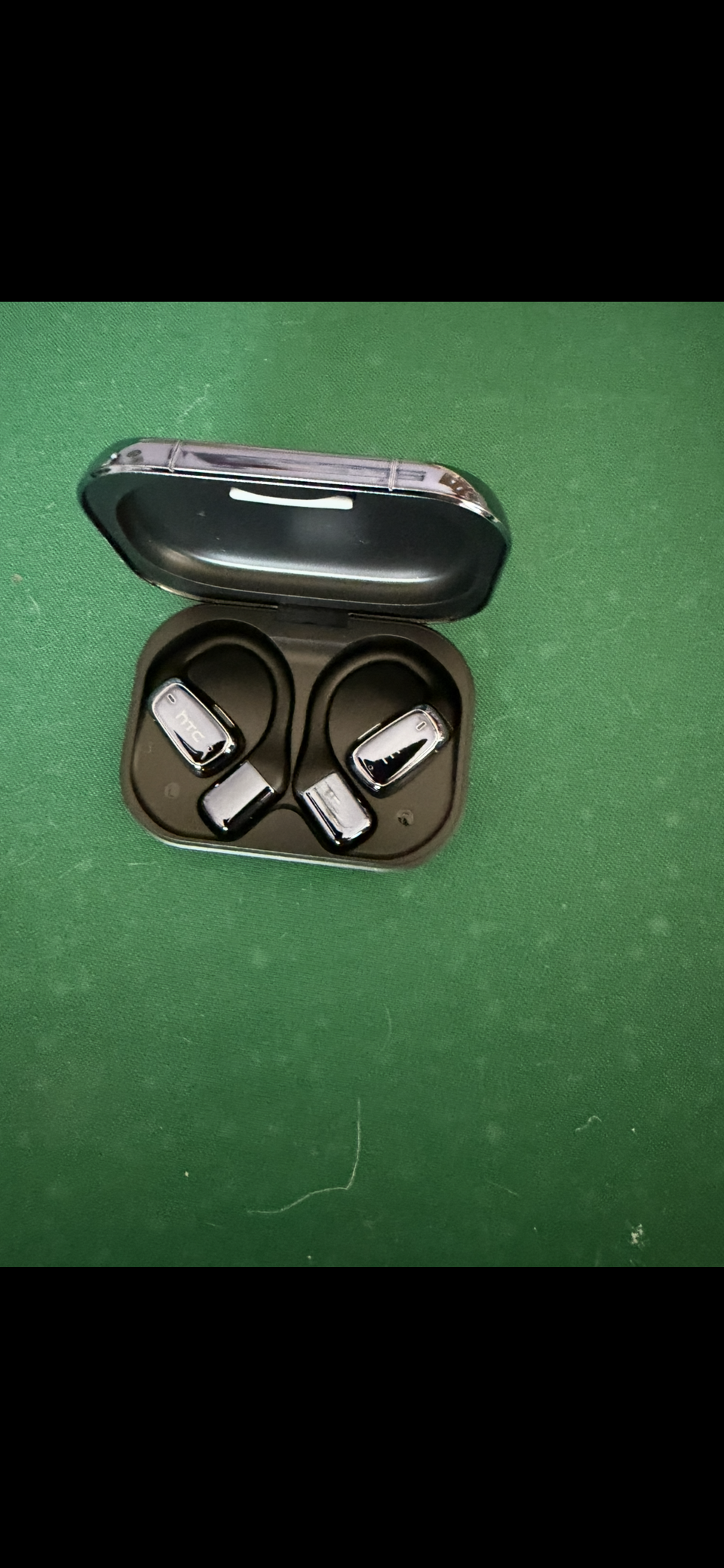 HTC NE25 AI Translation wireless Earphones with Smart Display Charging Case -Black