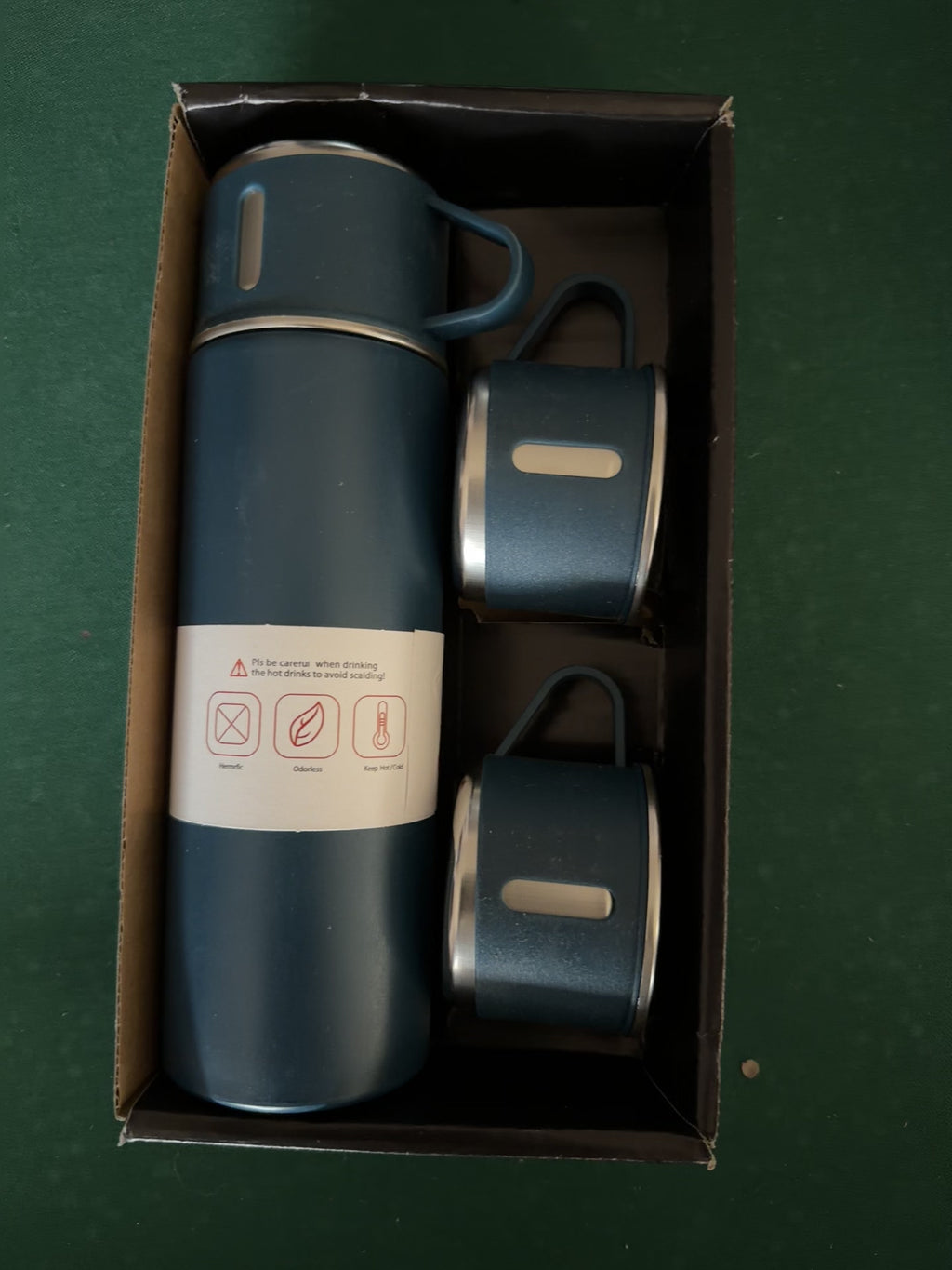 500 ml Stainless Steel Vacuum Flask Gift  Set  with 2 Cups